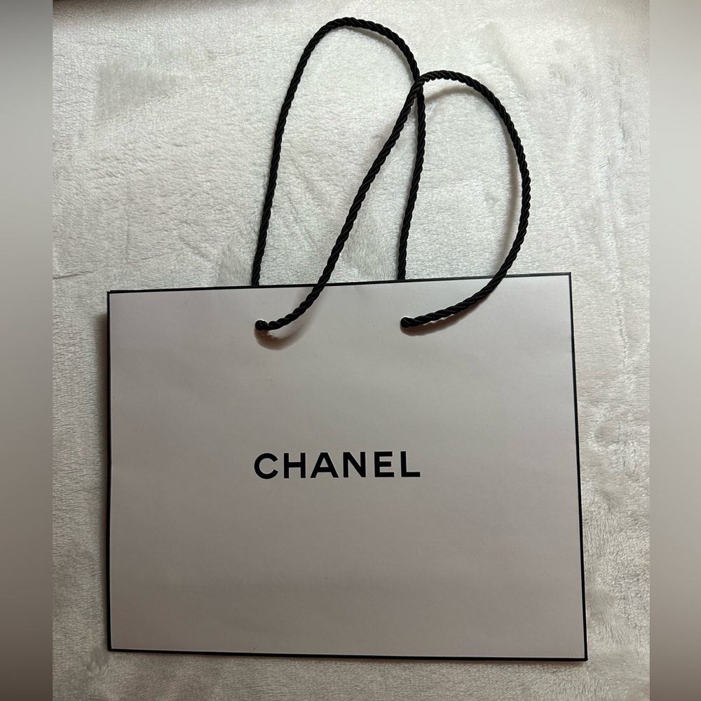 Chanel bag - 10 Wide x 8 Tall